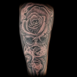 skull and rose tattoo