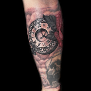 pocket watch realistic tattoo